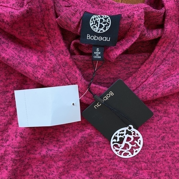 Bobeau dark pink/red heathered top with open back. Size small nwt - Picture 2 of 5